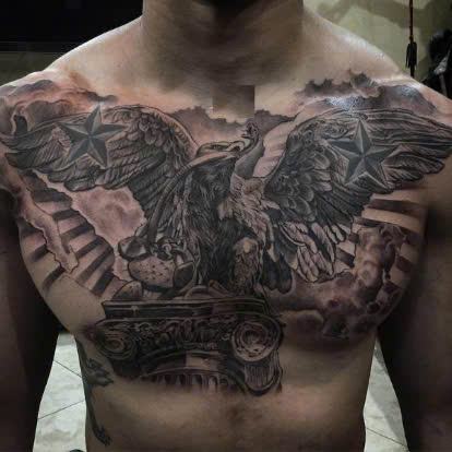 Mẫu tattoo full ngực nghệ thuật với chi tiết phức tạp