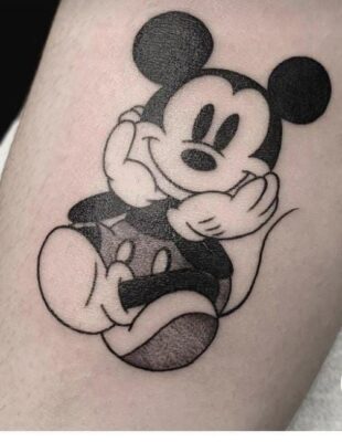 hình xăm chuột mickey siêu yêu